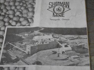 シャーマン鉱山のパンフレット